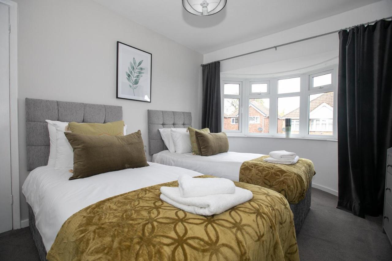 Ludlow Drive 3 Bed Contractor Family Town House In Melton Mowbray Exterior foto